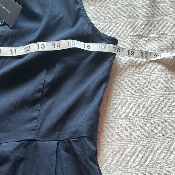 Tommy Hilfiger NWT Sleeveless Collared Pull Over Dress - Picture 9 of 11